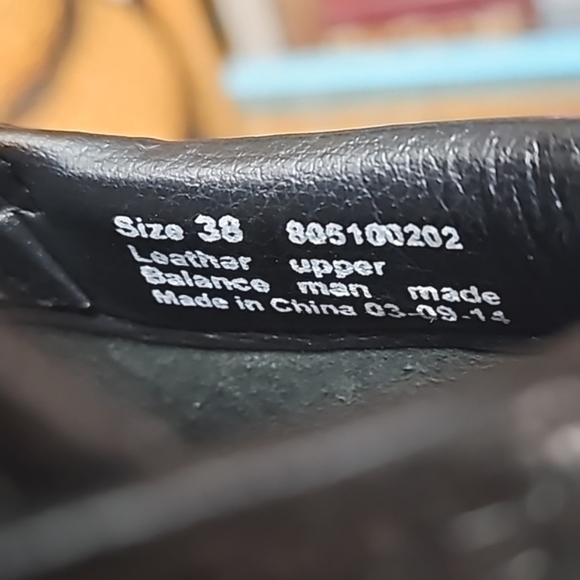 Dansko Professional Black Leather Shoes Textured Clogs | Size 38 EU / 8 US - Picture 10 of 11